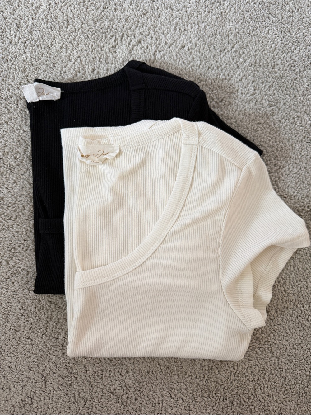 Gypsy+Jade Bogo Women’s Ribbed Scoop Crop Top - White&Black